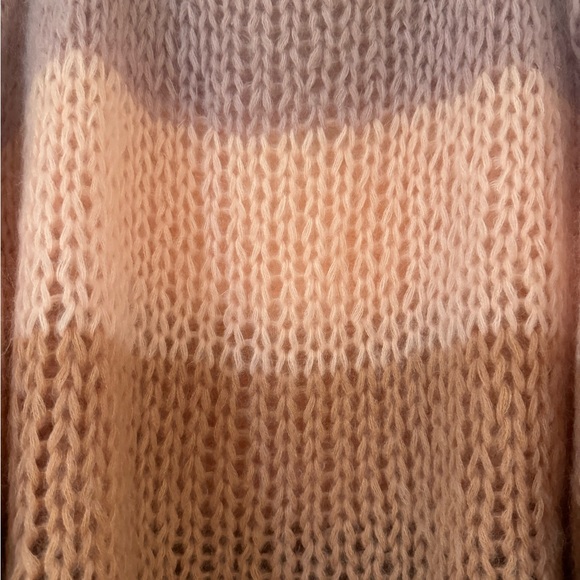 Maiami hand made sweater. Beautiful quality and fit. - Picture 2 of 5